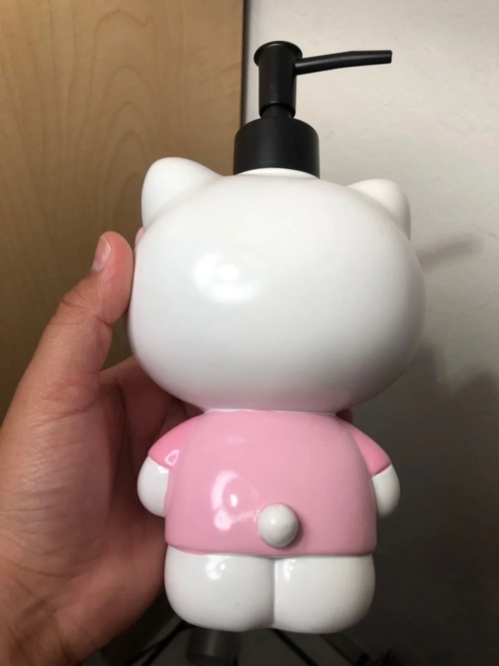 HELLO KITTY SOAP DISPENSER